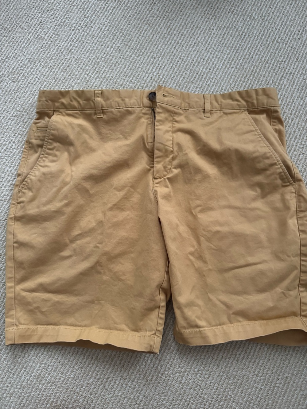 Men's RW&Co shorts size 34